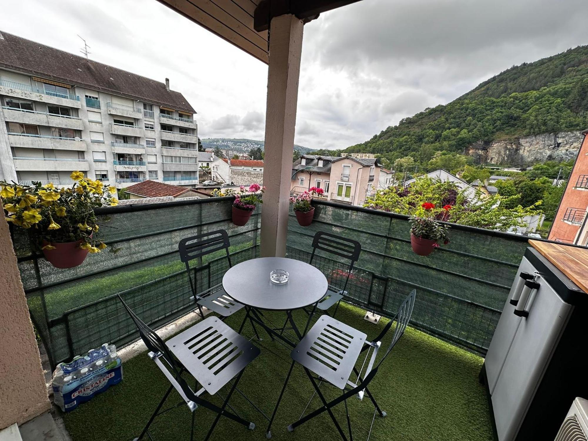 Ararat Appartement Lourdes Buitenkant foto